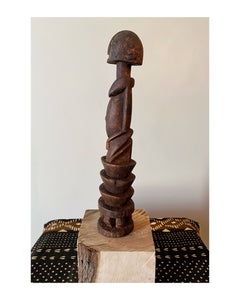 Statue Dogon representation masculine en bois